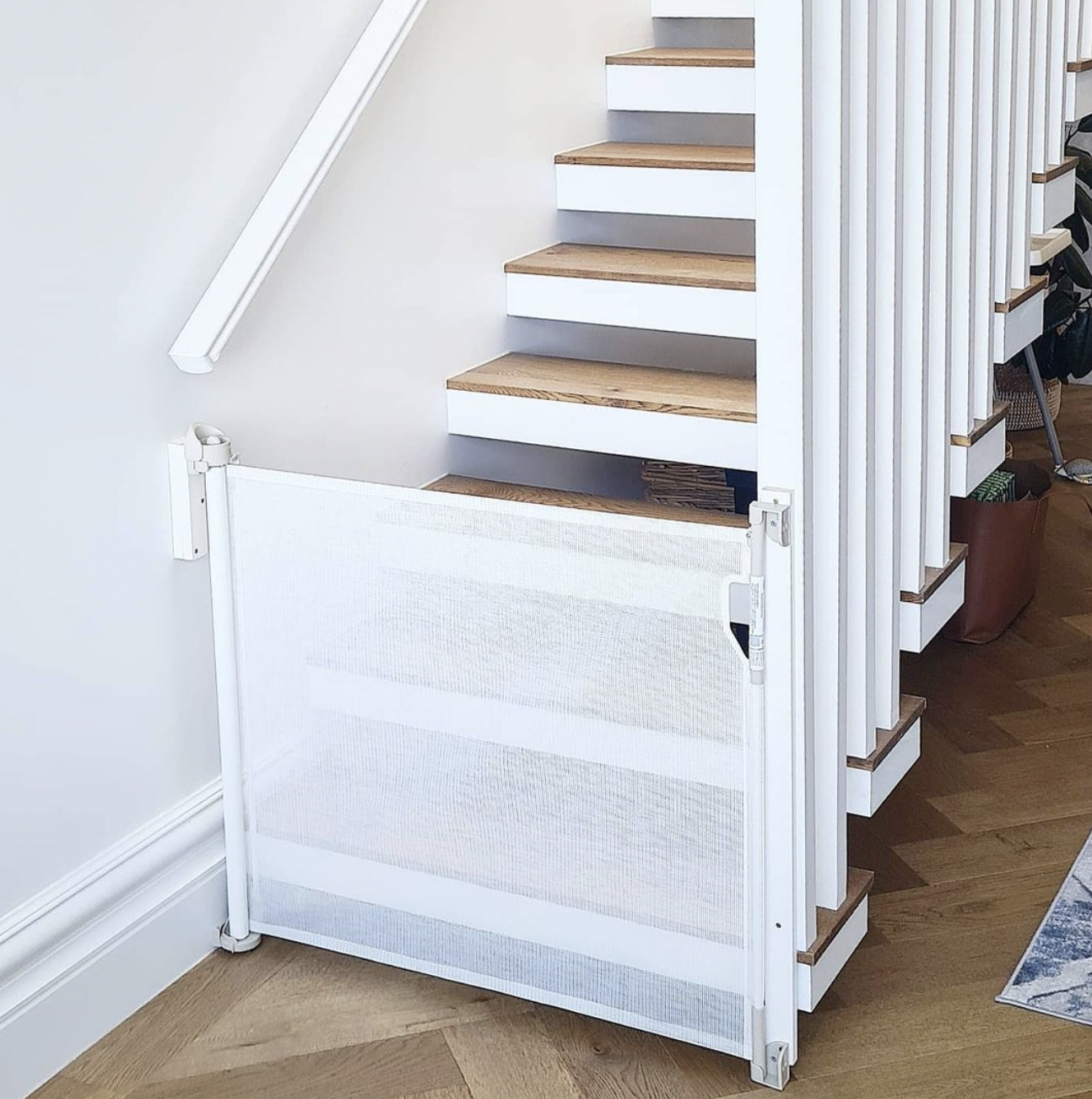 Baby Gate Buying Guide: Six Crucial Questions to Consider for Your Child’s Safety