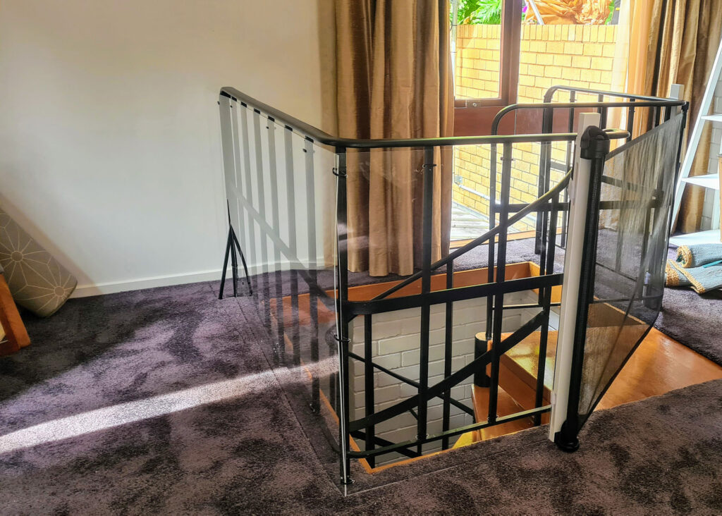 Perspex Service - Perspex Barriers